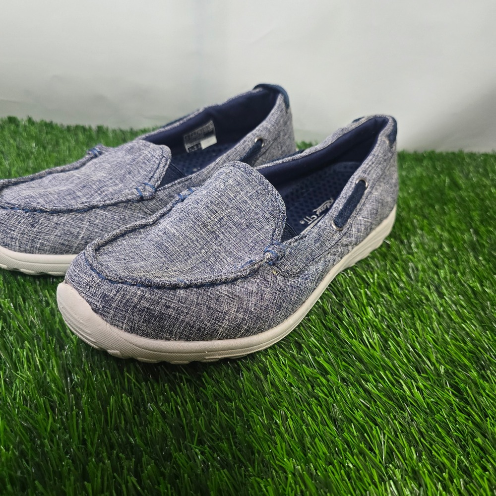 Skechers Size 6 Navy Slip On Women Relaxed Fit Memory Foam Loafers 158634